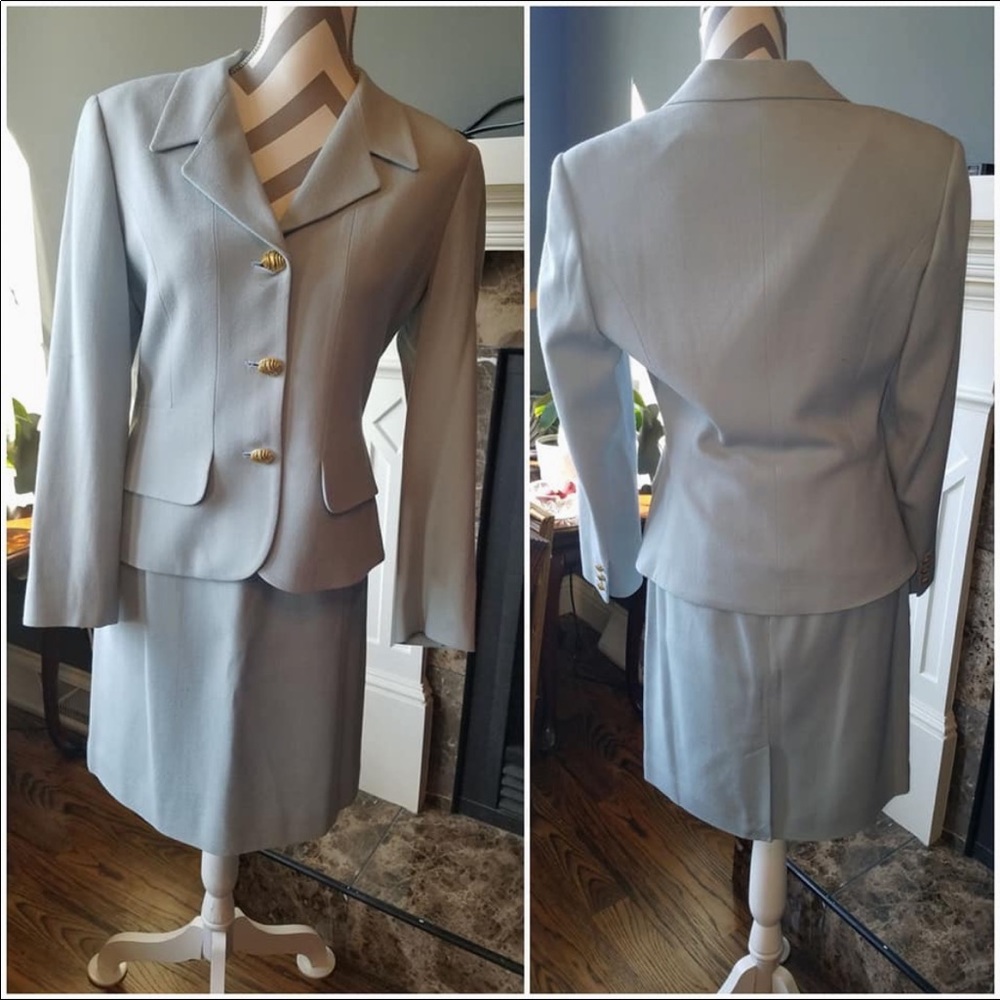 Ladies Suit